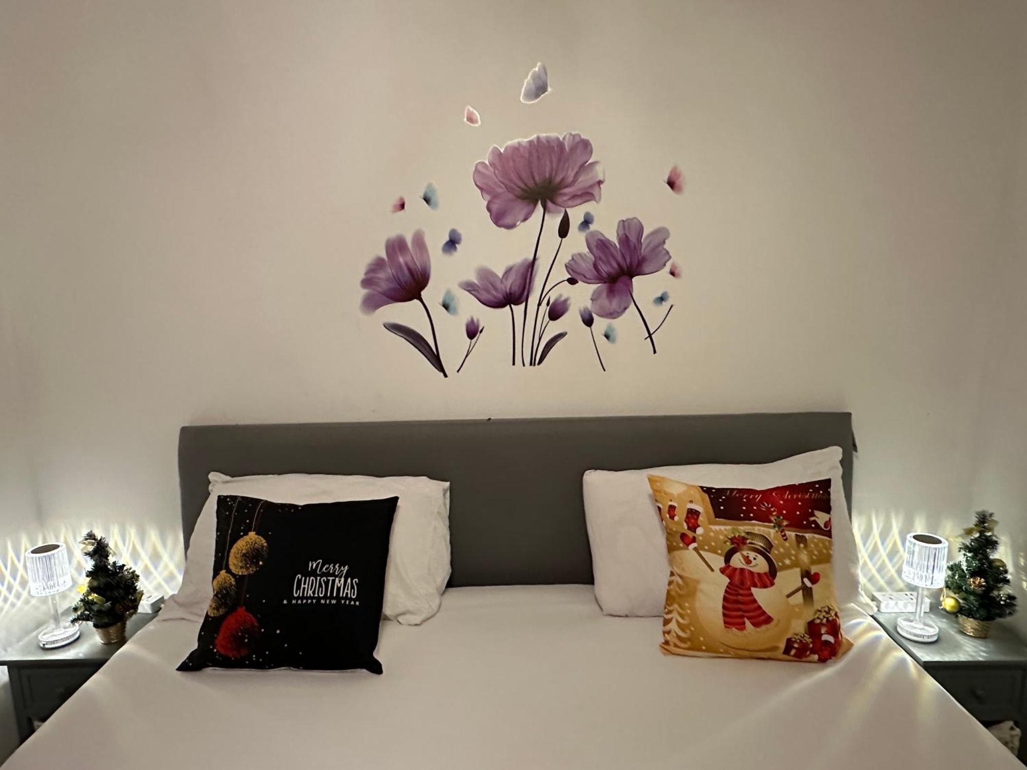London 2 Bed 2 Bath Apartment Holiday Home - Free Parking - 3Min Walk To The Train Station - 19Min To London Liverpool Street 5Min To Victoria Line 1Gb Broadband Super Fast Internet Ground Floor 100S Of Shops Restaurants Bakeries 24-Hour Asda Superst Esterno foto
